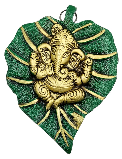 Metal Wall Plaque Ganesha: Ganapathi Idol on Auspicious Green Peepal Leaf (11541A)