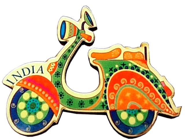 Wooden Fridge Magnet: Scooty (11749)