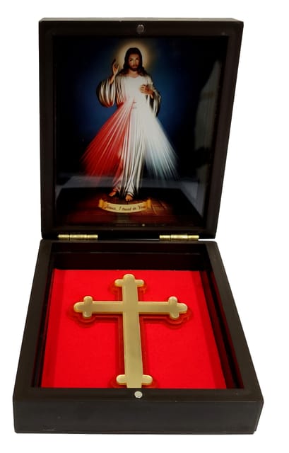 Resin Prayer Decorative Box: Jesus Christ With Golden Cross For Travel Or Gifting (12394I)